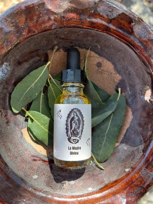 La Madre Divina Oil